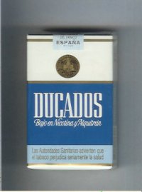 Ducados Bajo En Nicotina Y Alquitran blue and white cigarettes soft box