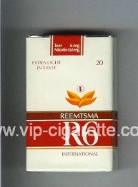 R6 Reemtsma International Extra Licht in Taste cigarettes soft box